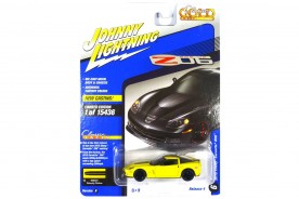 Preisvergleich für Autos: Johnny Lightning JLCG027B-6 Chevrolet Corvette Z06 gelb 2012 - Classic Gold 2...