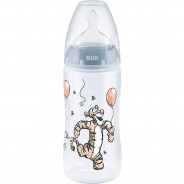 Preisvergleich für Essen & Trinken: NUK Disney Winnie Puuh First Choice+ Babyflasche mit Temperature Control, kiefergerechter Trinksauger, 300ml, BPA frei, 0-6 Monate, Blau rosa